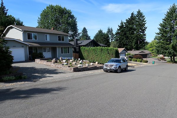 12737 NE 112th St Kirkland House EXT - 68