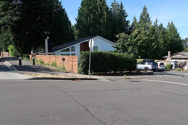 12737 NE 112th St Kirkland House EXT - 55