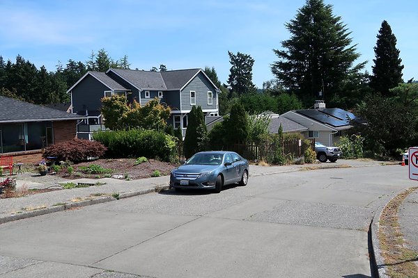 5760 S Hawthorn Rd Seattle House Ext - 45