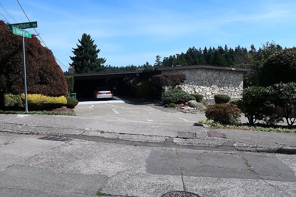 5760 S Hawthorn Rd Seattle House Ext - 3