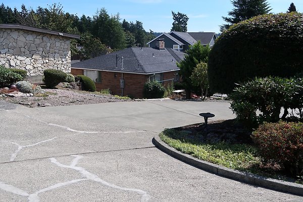 5760 S Hawthorn Rd Seattle House Ext - 5