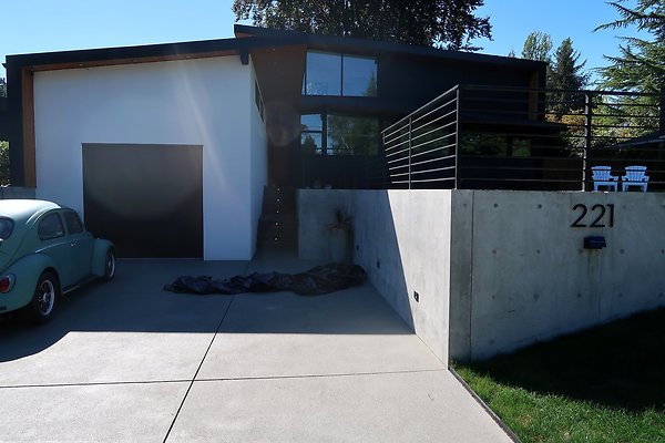 221 110th Ave SE Bellevue House Ext - 10