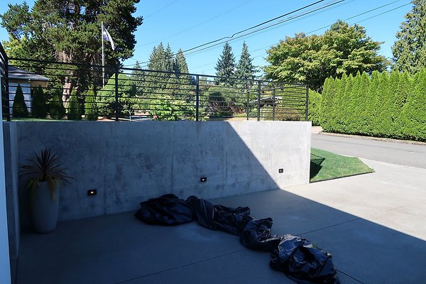 221 110th Ave SE Bellevue House Ext - 11