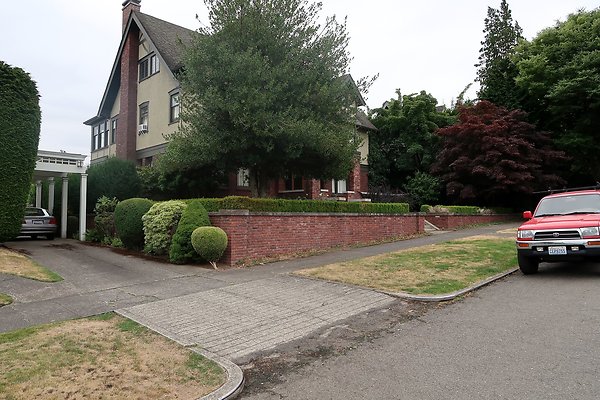 Capitol Hill Residential Streets 2025 - 35
