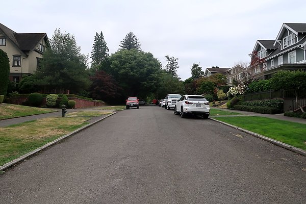 Capitol Hill Residential Streets 2025 - 33