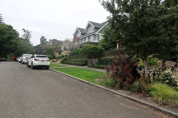 Capitol Hill Residential Streets 2025 - 34