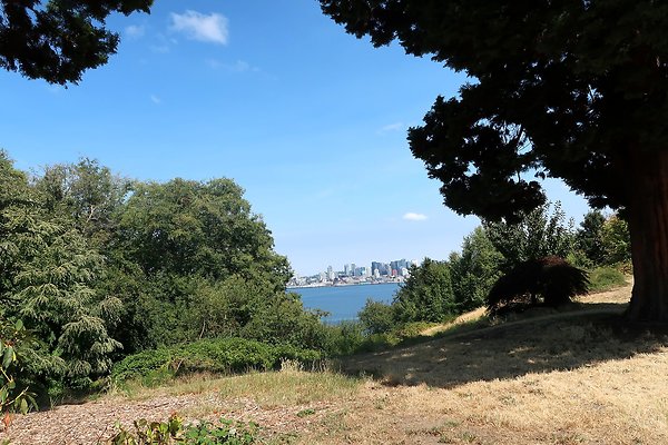 Hamilton Viewpoint 2025 - 11
