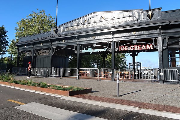 Seattle Waterfront August 2025 - 14