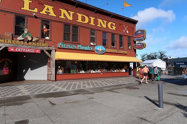 Seattle Waterfront August 2025 - 217