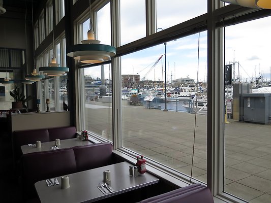 Bay cafe - 16