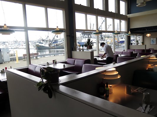 Bay cafe - 4