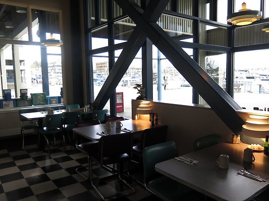 Bay cafe - 3