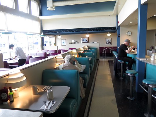 Bay cafe - 5