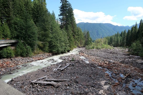 Baker Lake road 2025 - 12