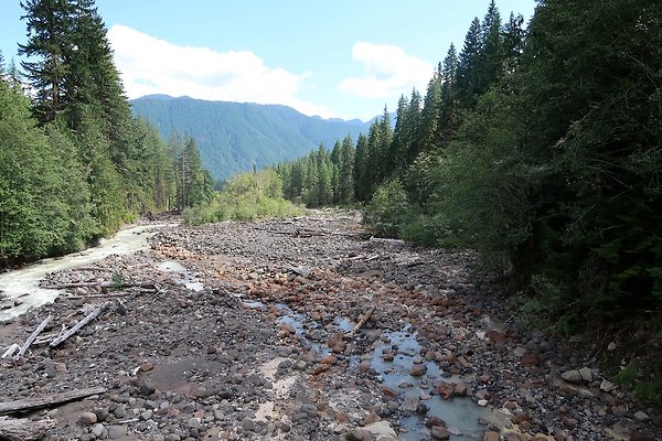 Baker Lake road 2025 - 13