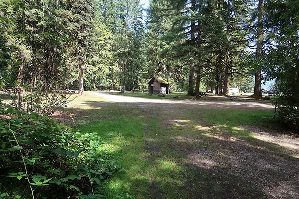 Swift Creek Campground Baker Lake 2025 - 36