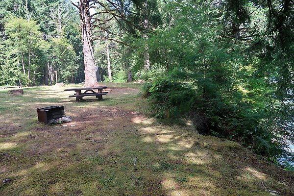 Swift Creek Campground Baker Lake 2025 - 63