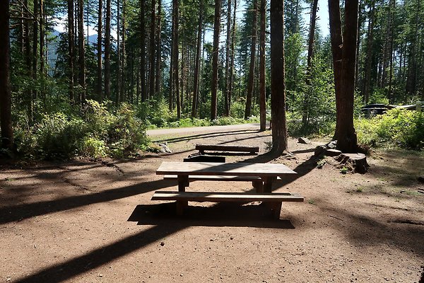 Horseshoe Cove Campground Baker Lake 2025 - 26