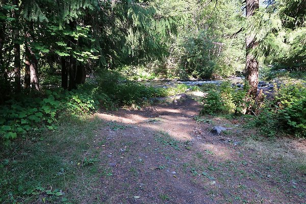 Skookum Flats Trailhead North USFS 2025 - 30