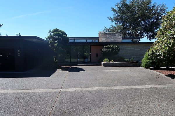 1569 NW 167th St Shoreline House - 8