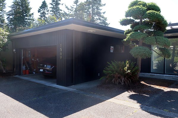 1569 NW 167th St Shoreline House - 33