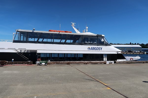 Argosy Lady Mary Boat - 4