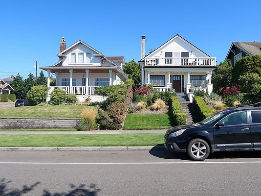 Grand Ave Park Everett Residential Streets - 13