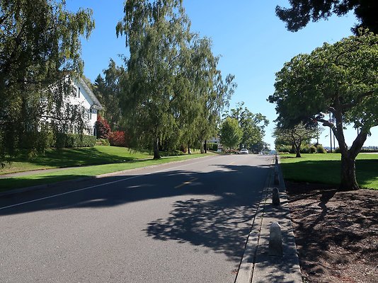 Grand Ave Park Everett Residential Streets - 28