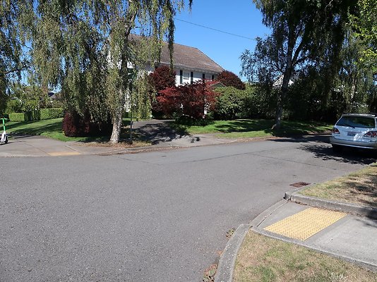 Grand Ave Park Everett Residential Streets - 62
