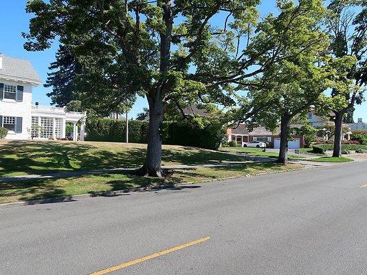 Grand Ave Park Everett Residential Streets - 40
