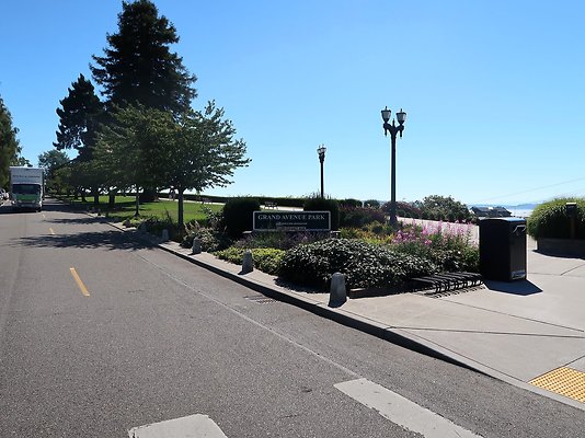 Grand Ave Park Everett Residential Streets - 8