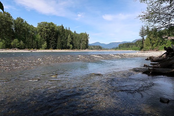 Cowlitz river public access - 9
