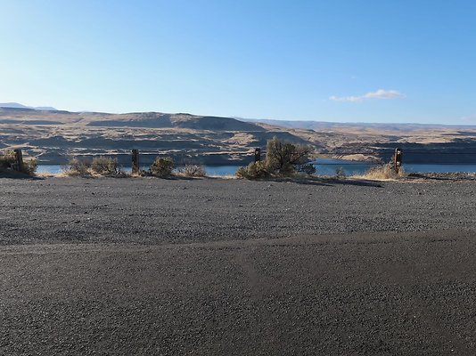 Vantage Road Viewpoint - 11