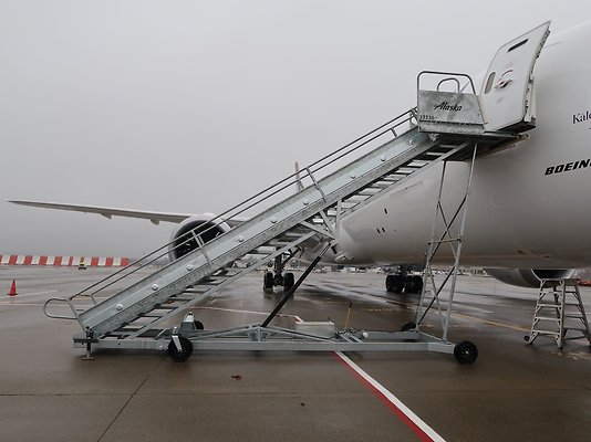 Alaska Air 787 Scout - 8 Alaska Air 787 Scout - 8